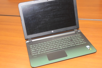 令和2年度学生インタビュー 山形さん 思い入れのあるPC
